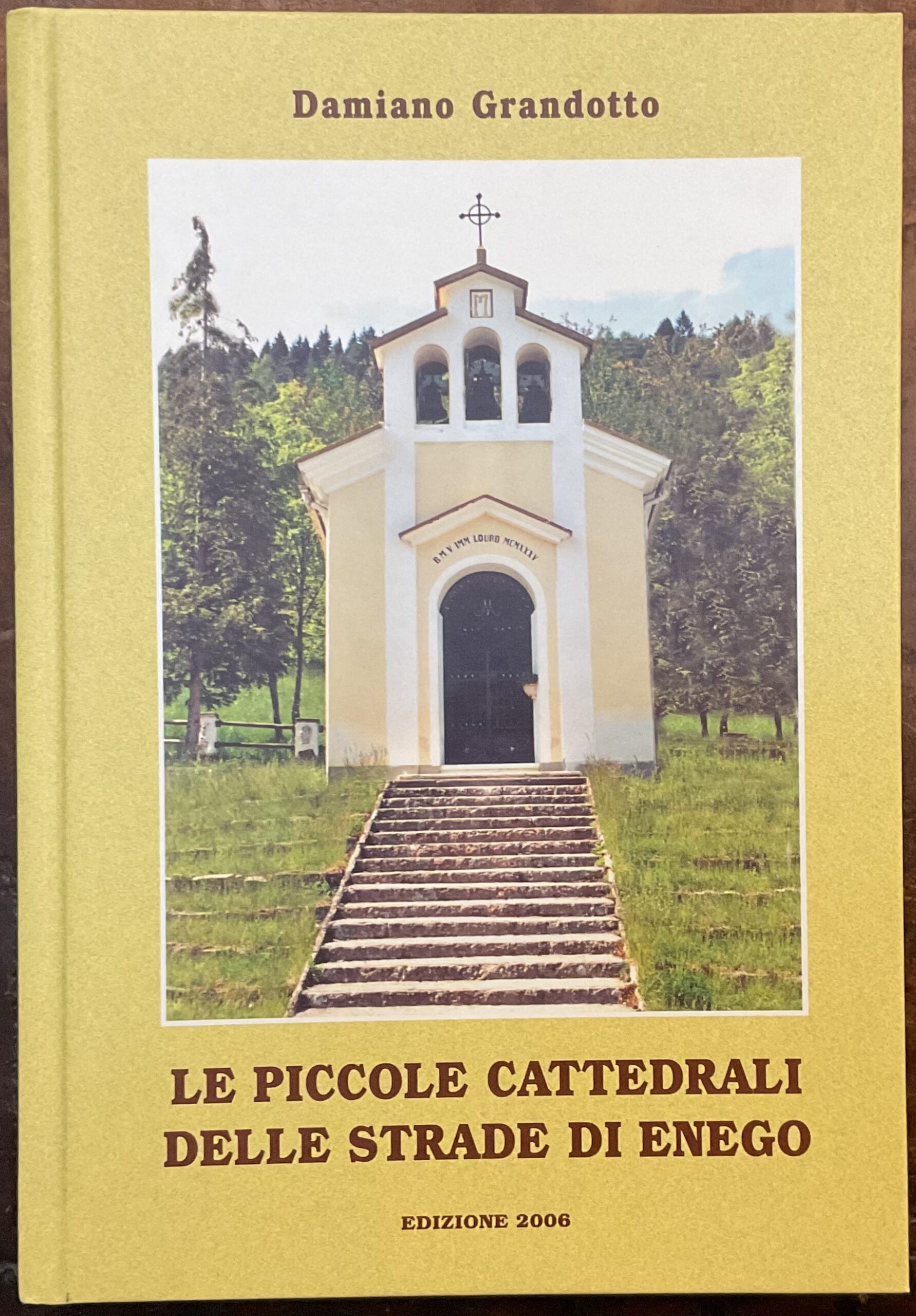 Le piccole cattedrali delle strade di Enego