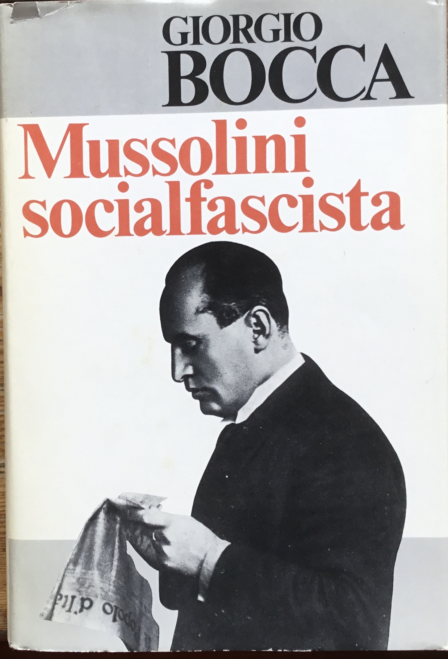 Mussolini socialfascista