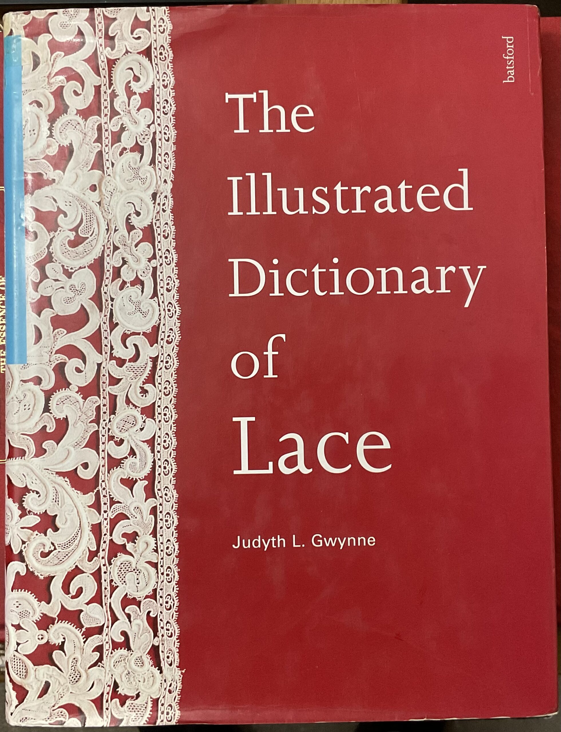 The Illustrated dictionary of Lace