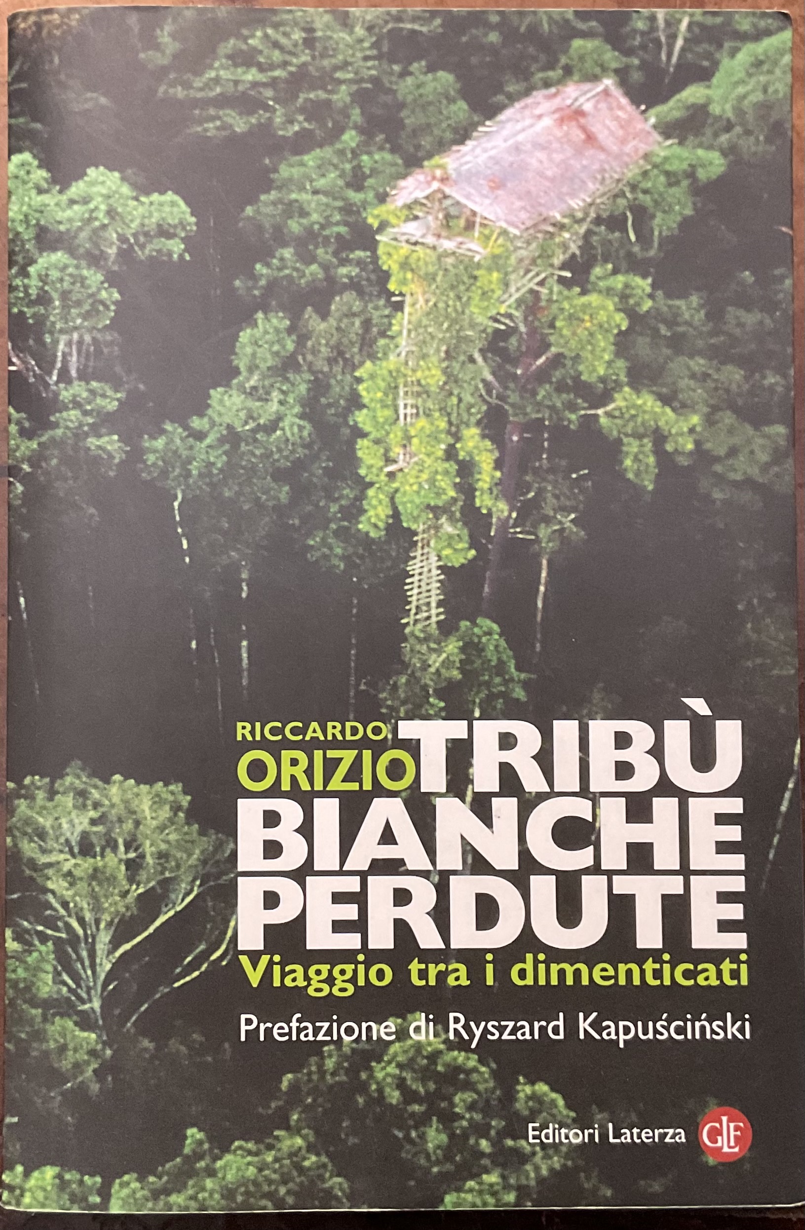 Tribù bianche perdute. Viaggio tra i dimenticati.