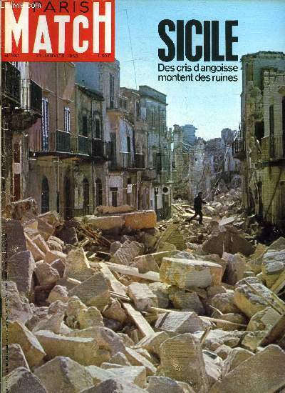 PARIS MATCH N° 981 - Plus d'anglais a Singapour, Robert …