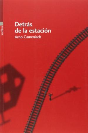 DETRAS DE LA ESTACION