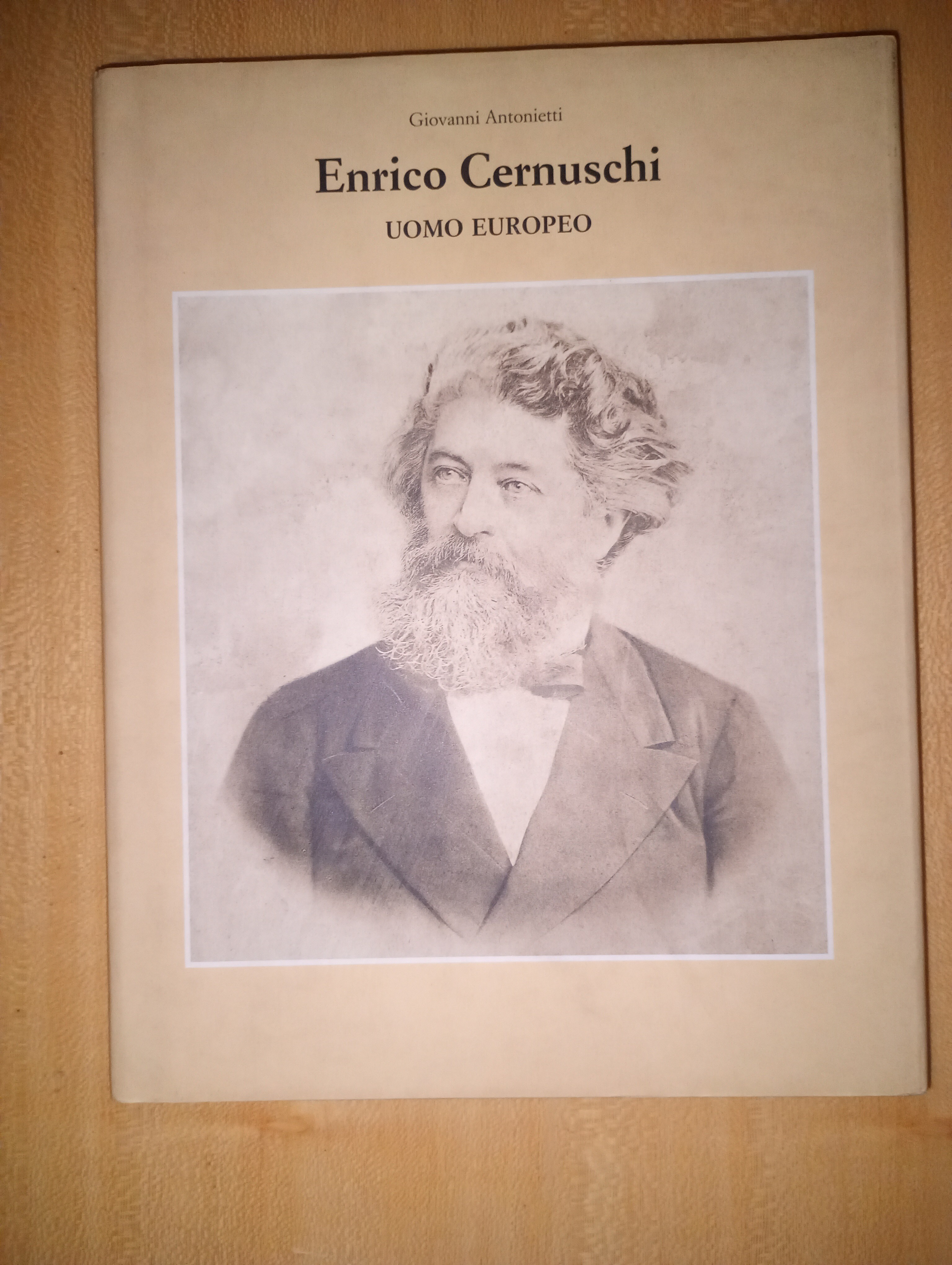 ENRICO CERNUSCHI uomo europeo