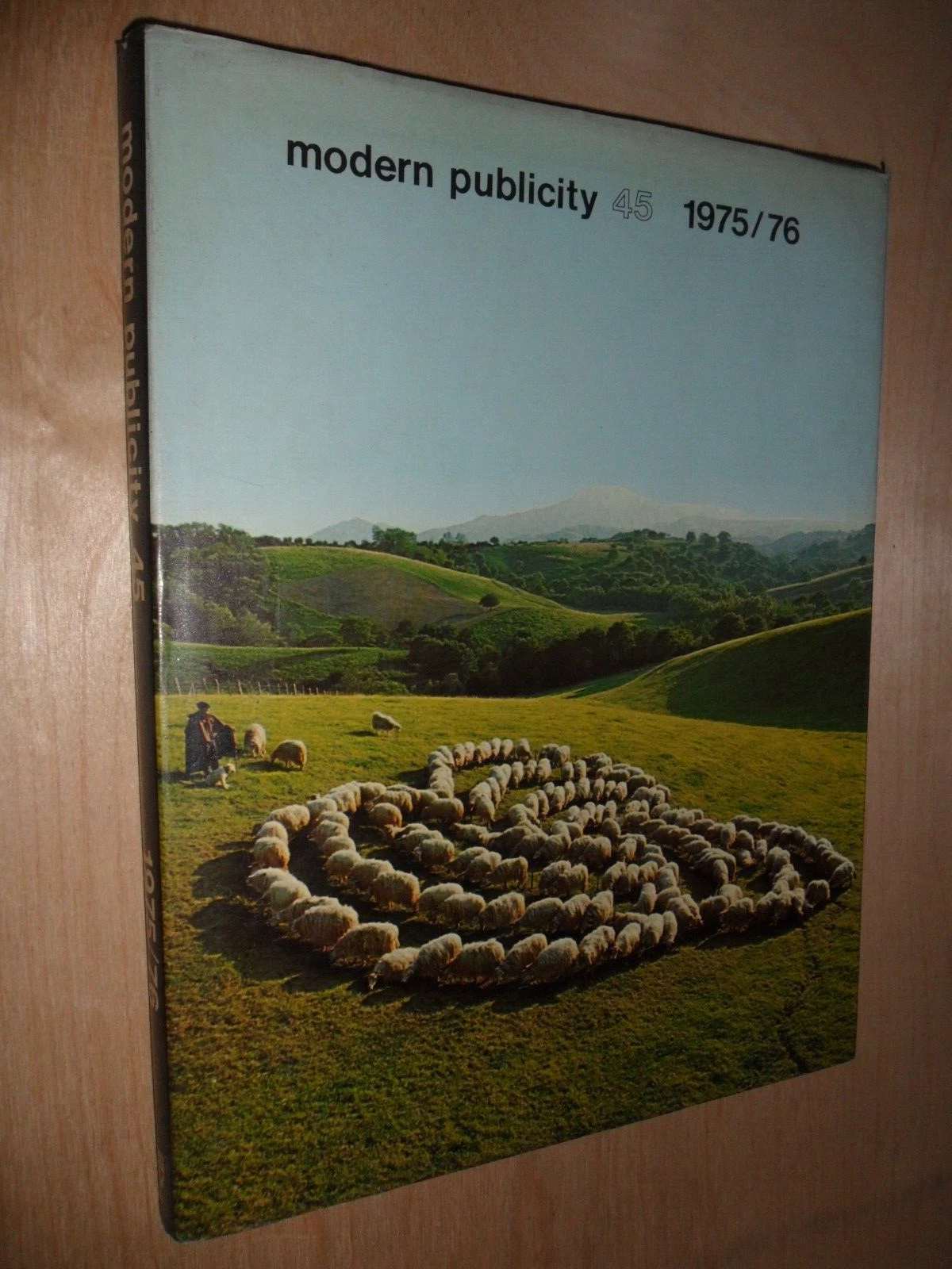 Felix Gluck, MODERN PUBLICITY n. 45 del 1975/1976