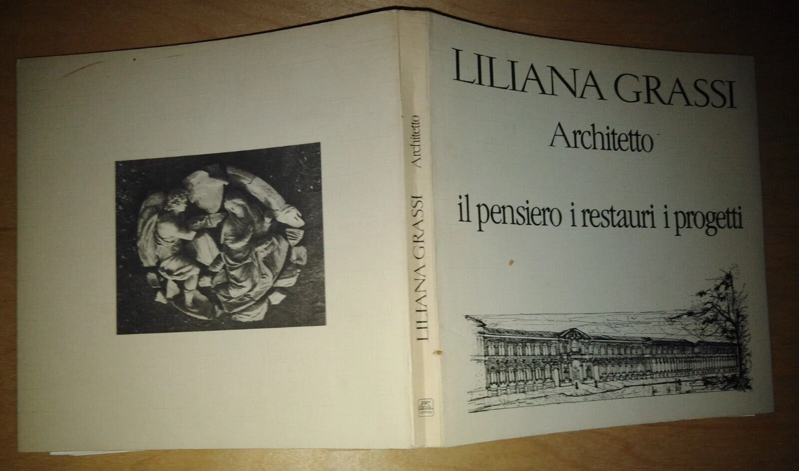 LILIANA GRASSI architetto. il pensiero i restauri i progetti