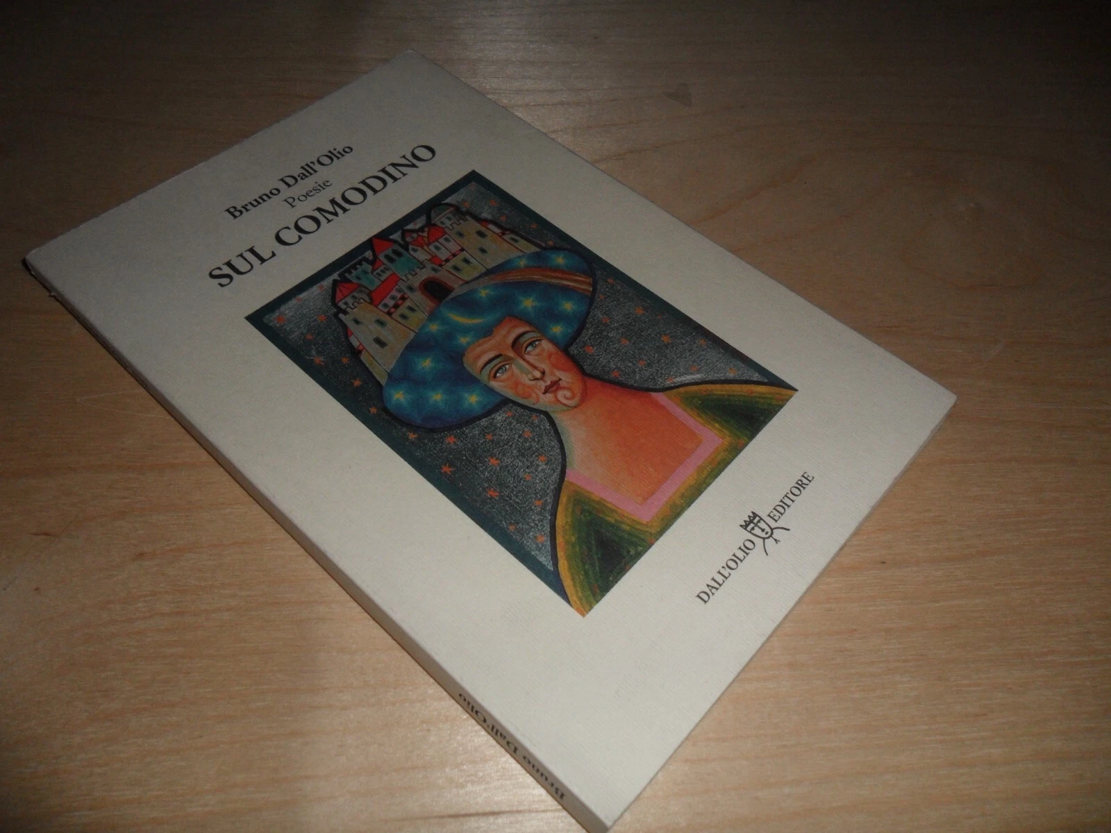 poesie. sul comodino