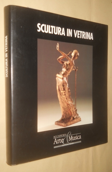 Scultura in vetrina