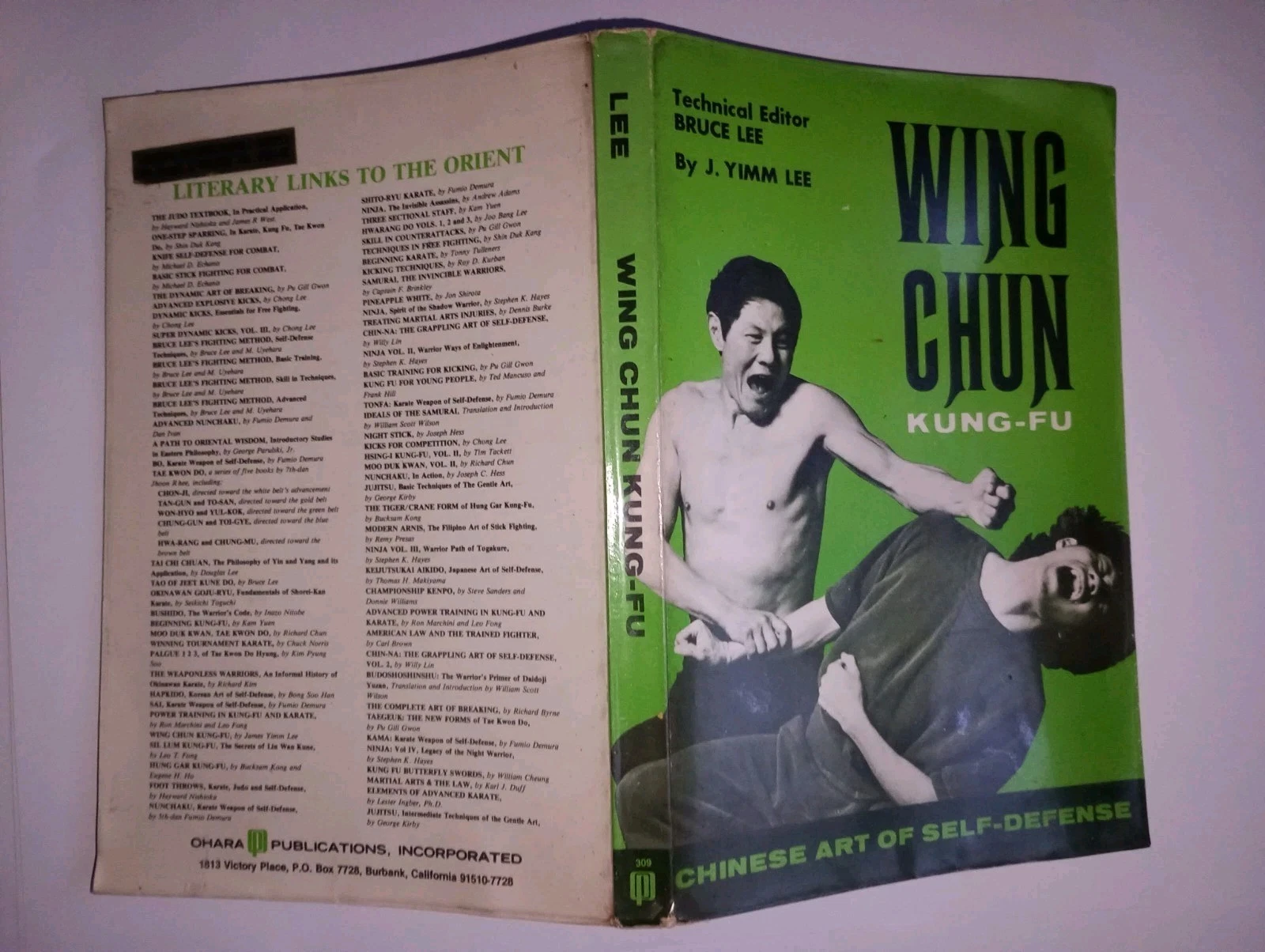 Wing chun kung-fu. chinese art of self-defense
