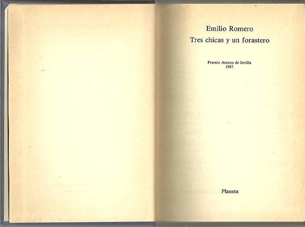 TRES CHICAS Y UN FORASTERO.
