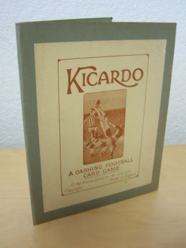 Kicardo. A dashing football card game.