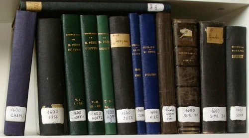 Série : [ Exceptionnel recueil suivi de 13 volumes de …