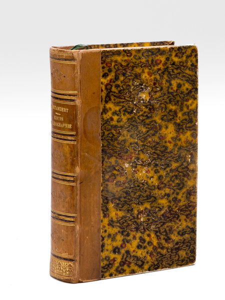 Cours de Géographie comprenant la Description physique et politique et …