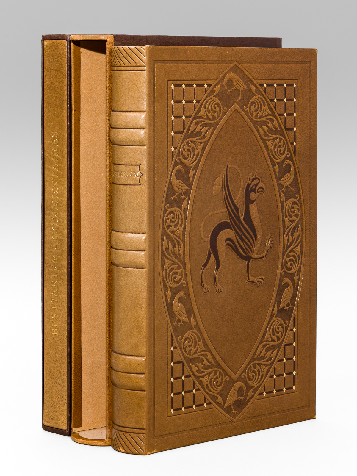 Bestiarium. Fac-Similé du Manuscrit du Bestiaire Ashmole 1511, conservé à …