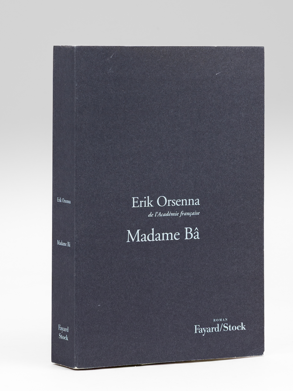 Madama Bâ [ Livre dédicacé par l'auteur à Maurice Druon …