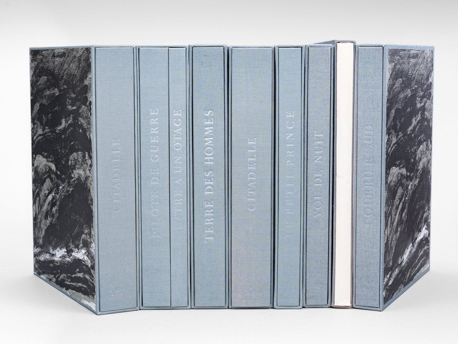Oeuvres (8 Volumes sous 7 étuis et suite des lithographies …