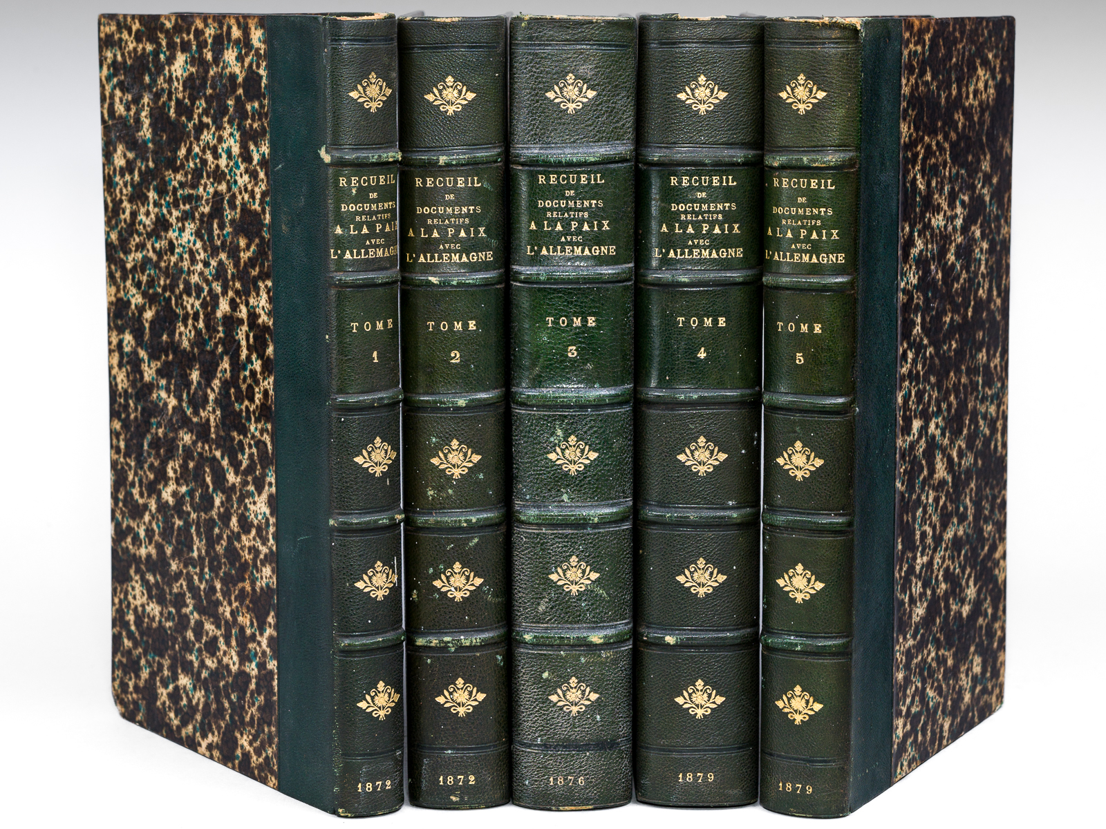 Recueil des Traités, Conventions, Lois, Décrets et autres actes relatifs …