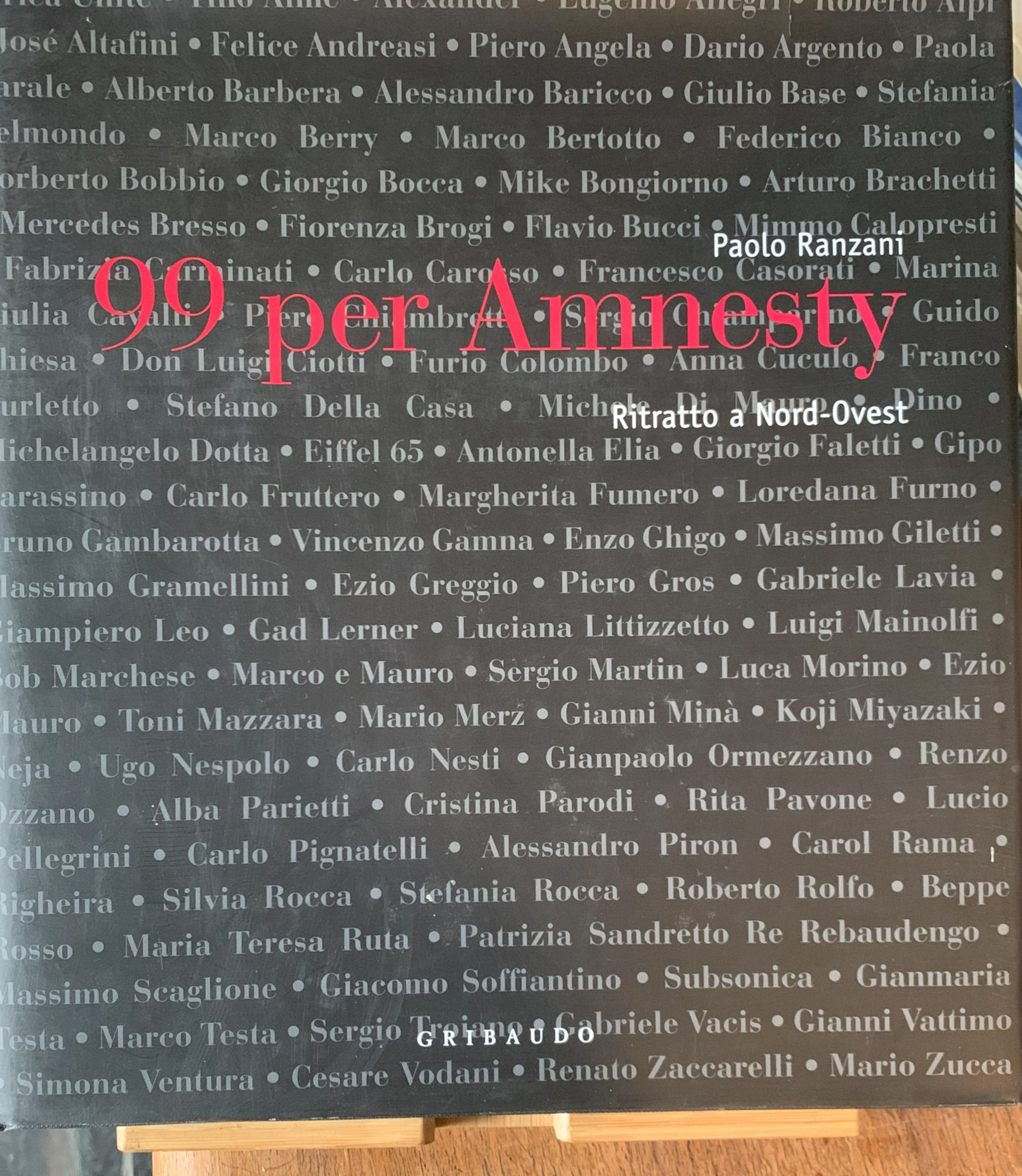 99 per Amnesty. Ritratto a Nord-Ovest