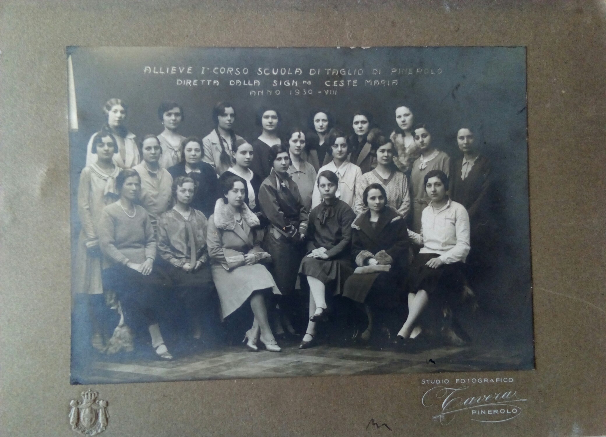 Allieve I^ Corso Scuola di taglio 1930