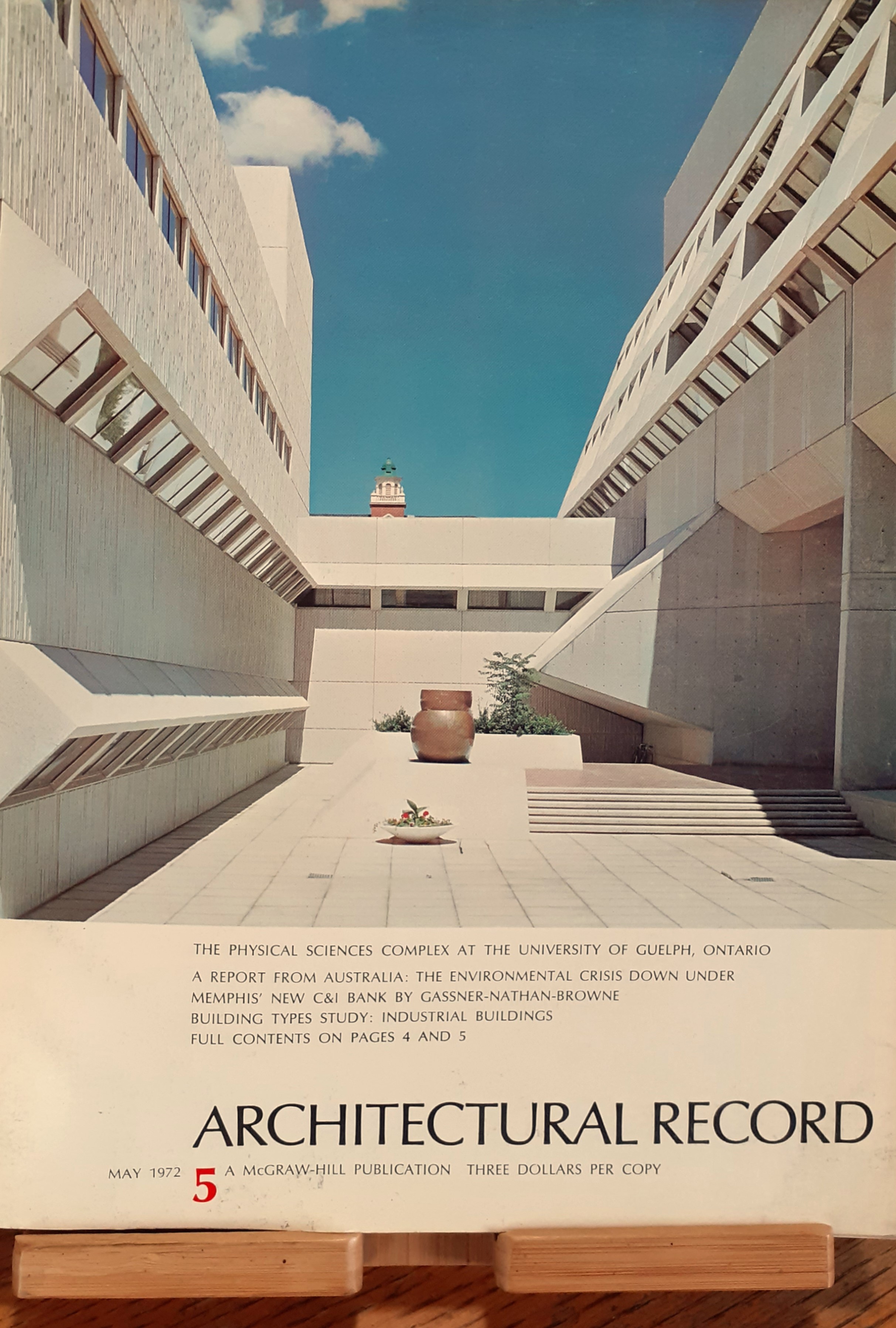 Architectural Record. Building Types Study: Industrial Buildings
