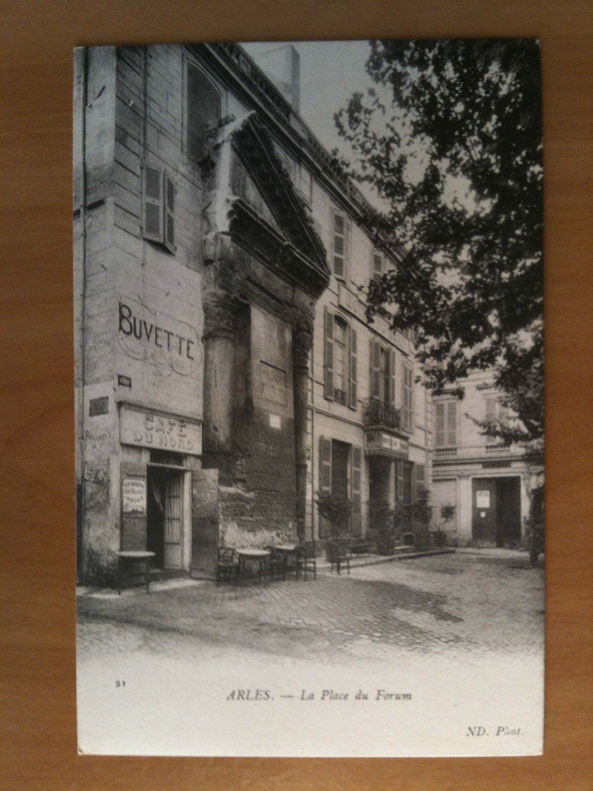 Cartolina/Carte postal inizi '900 Arles Place du Forum - non …