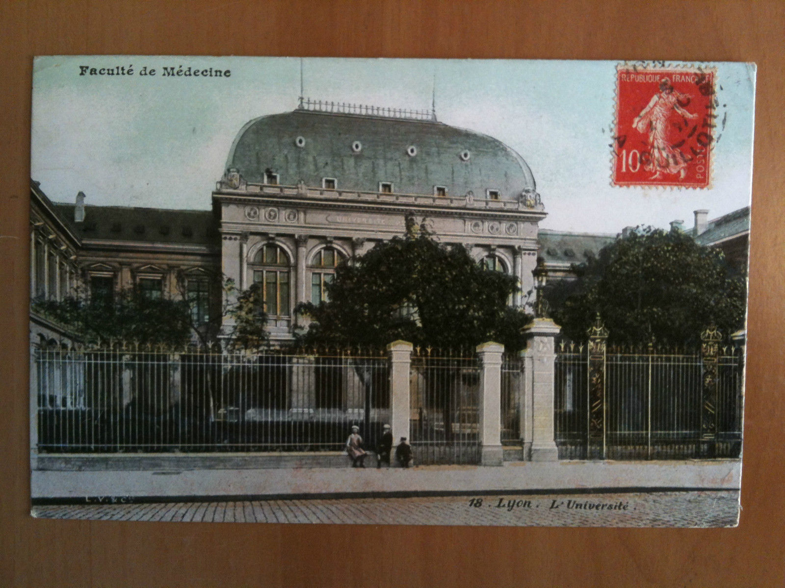 Cartolina/Carte postale inizi '900 Lyon Faculté de Médecine - viaggiata