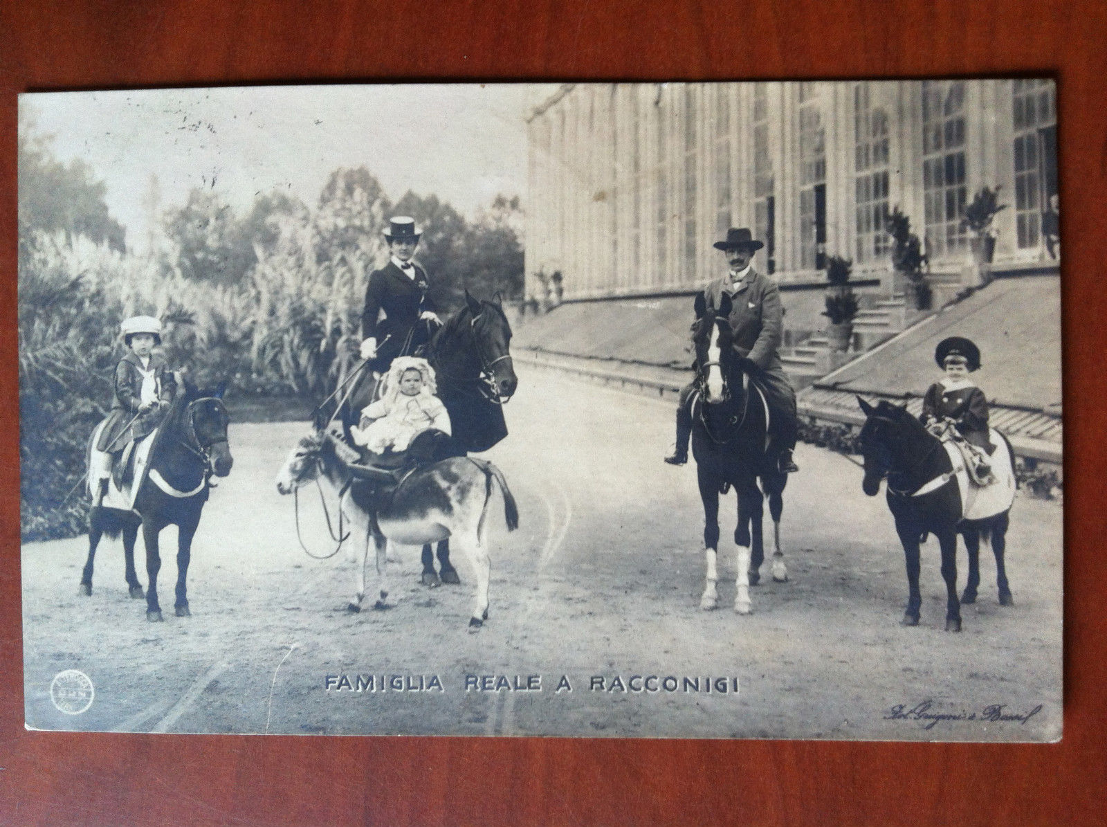 Cartolina inizi '900 Famiglia Reale a Racconigi viaggiata - E14622