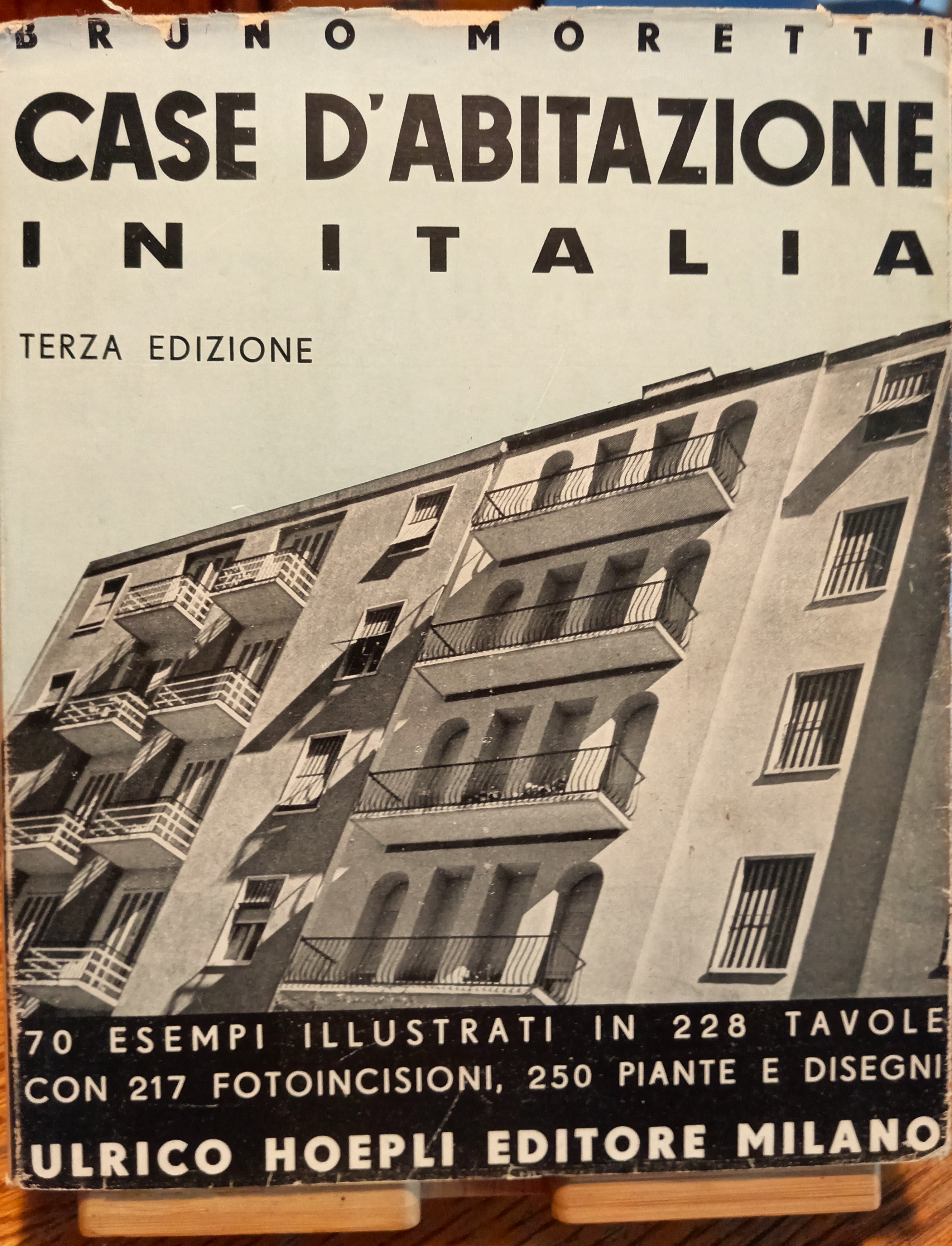 Case d'abitazione in Italia. Quartieri popolari - Case operaie - …