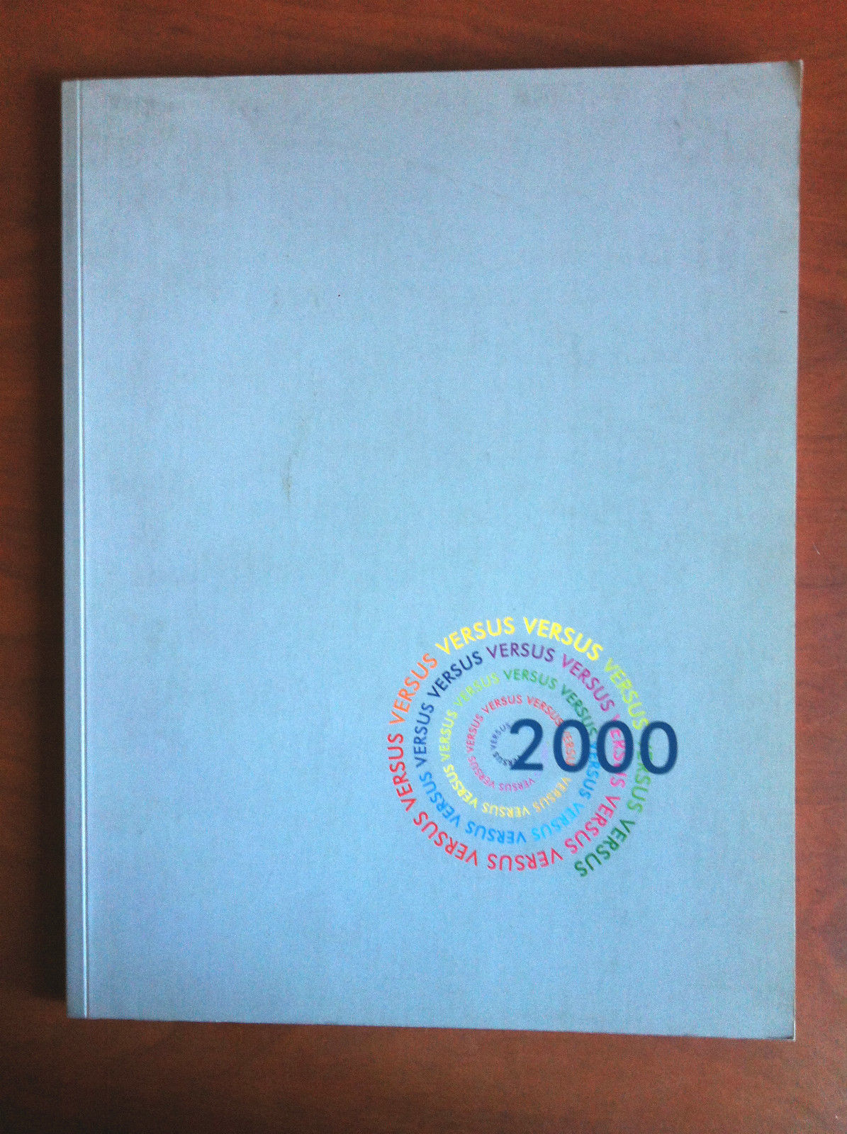 Catalogo della mostra Versus 2000 Bolzano 1997/98 - E16186