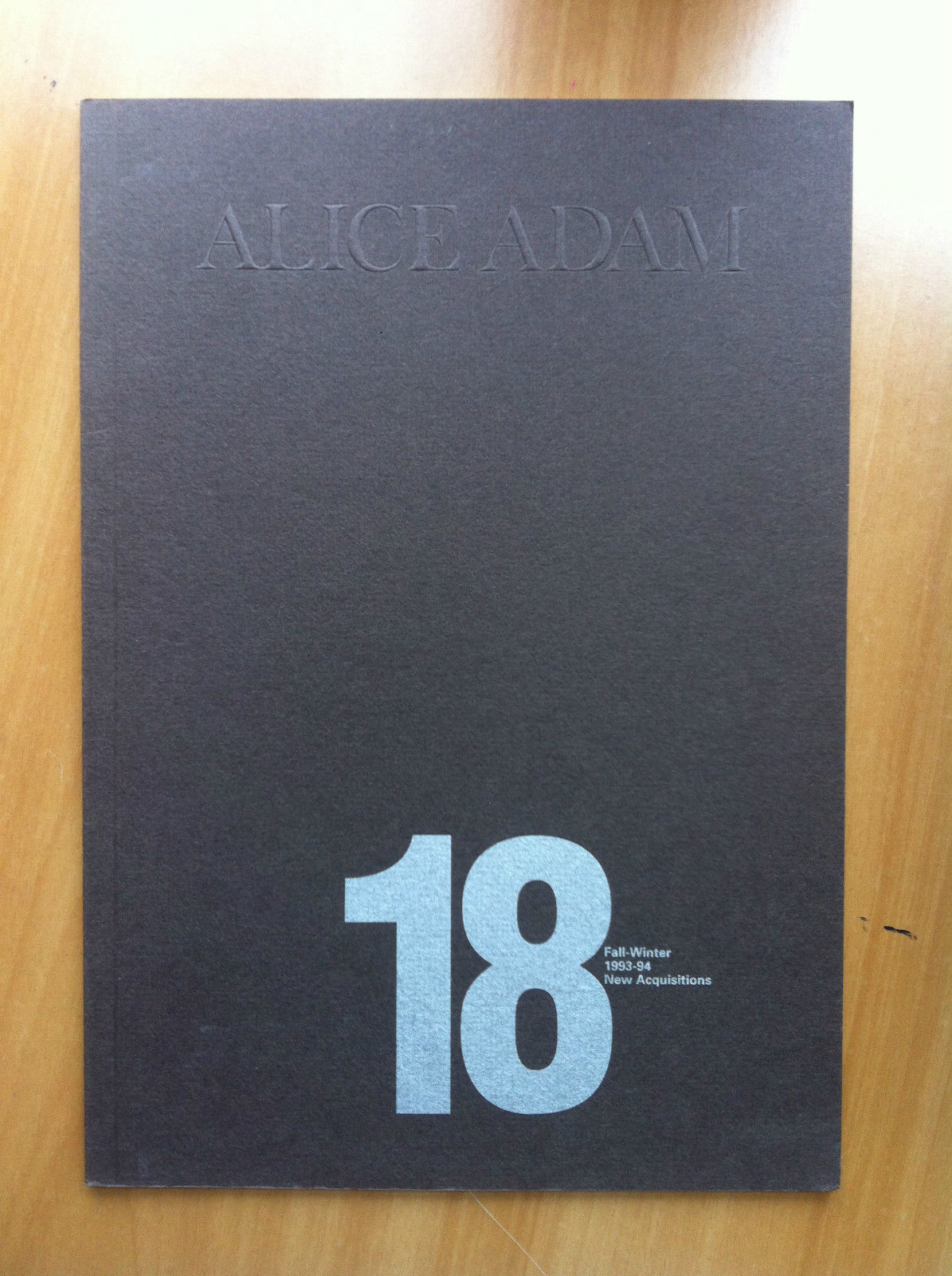 Catalogo mostra 18 New Acquisitions Alice Adami Fall/Winter Chicago 1993 …
