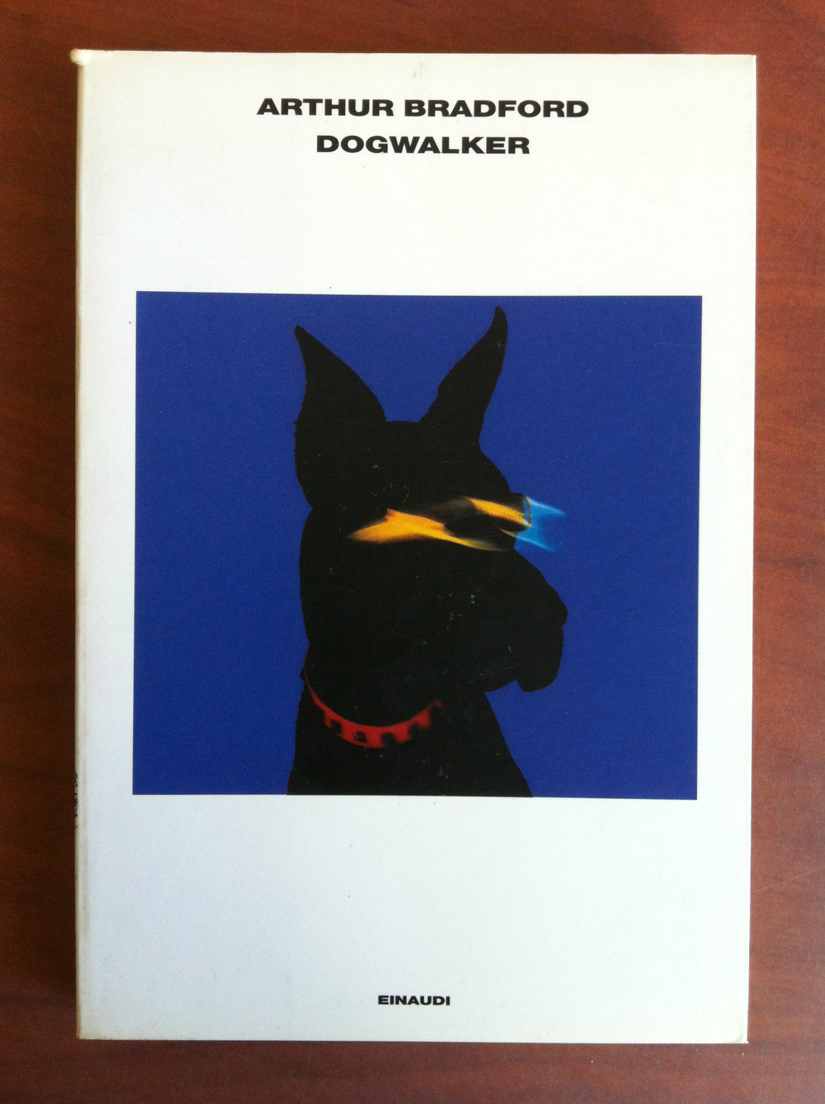 Dogwalker Arthur Bradford Einaudi 2001 - E19050