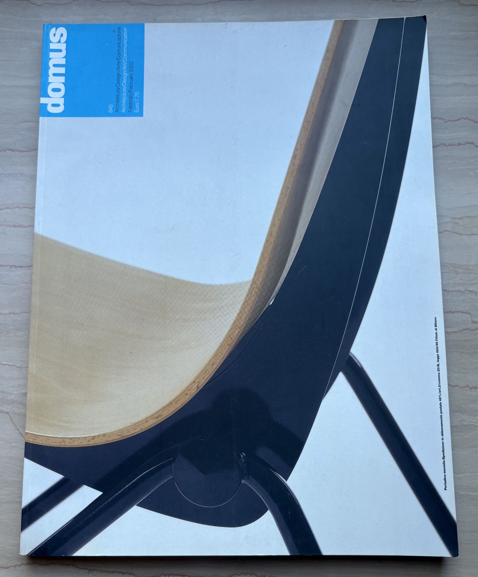 domus 845 Architettura/Design/Arte/Comunicazione / Architecture/Design/Art/Communication Febbraio/February 2002