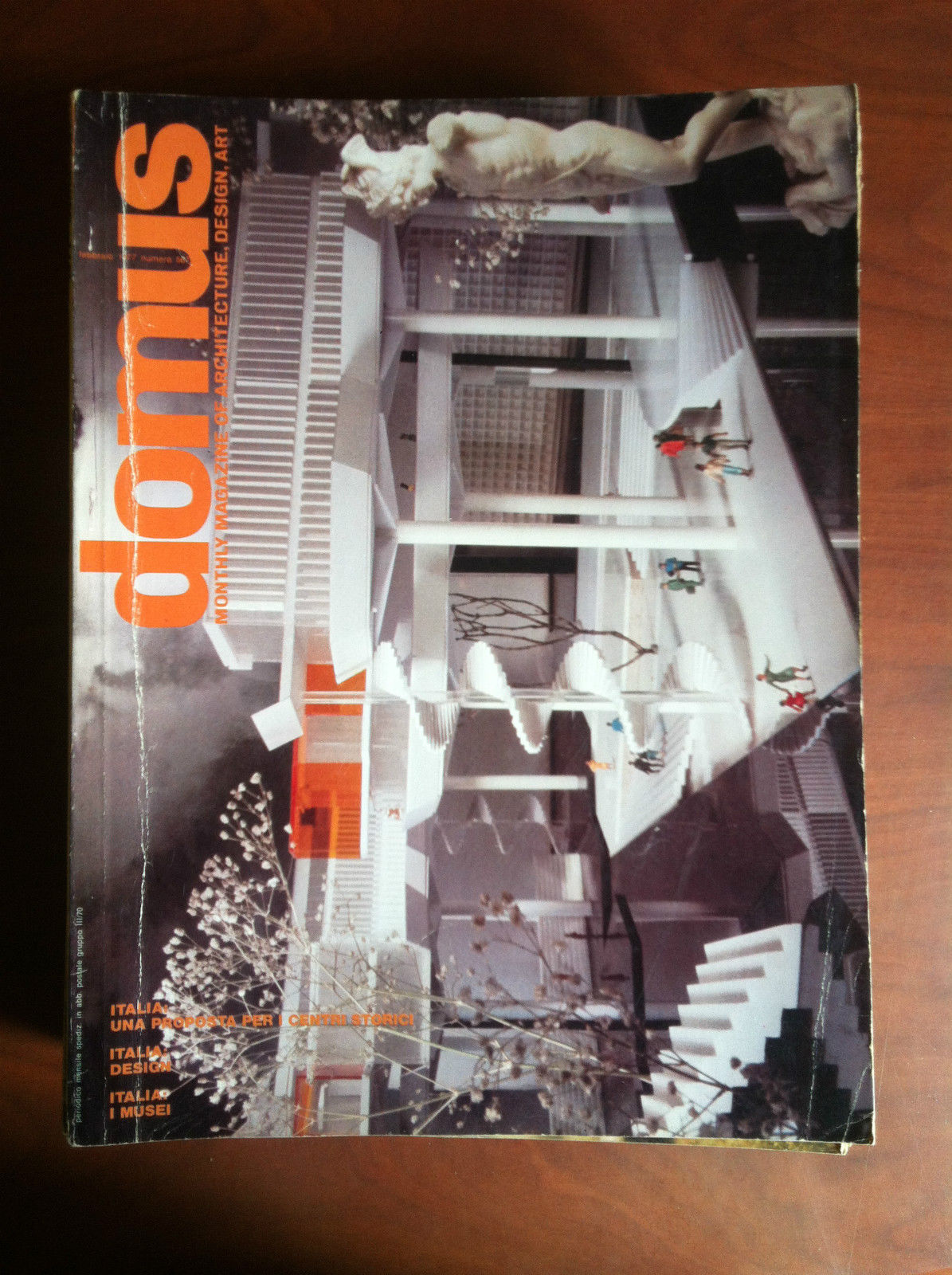 Domus n^ 567 Febbraio 1977 - E18060