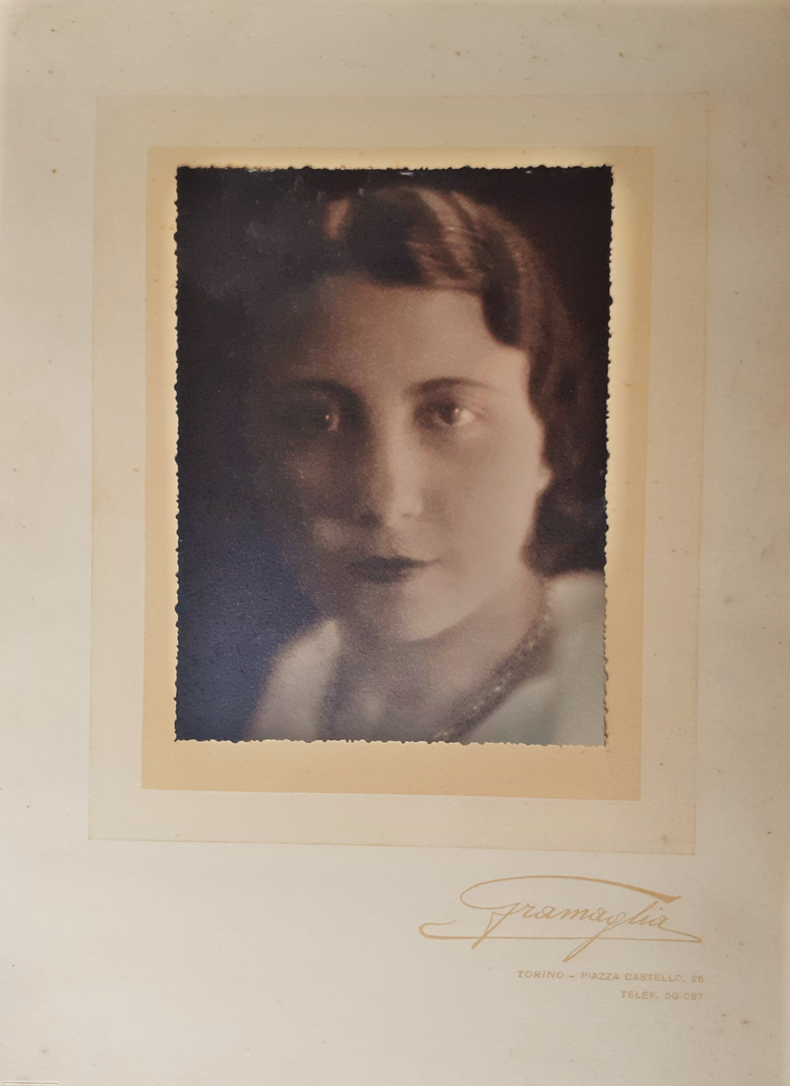 Due ritratti fotografo Maggiorino Gramaglia Torino 1938 circa