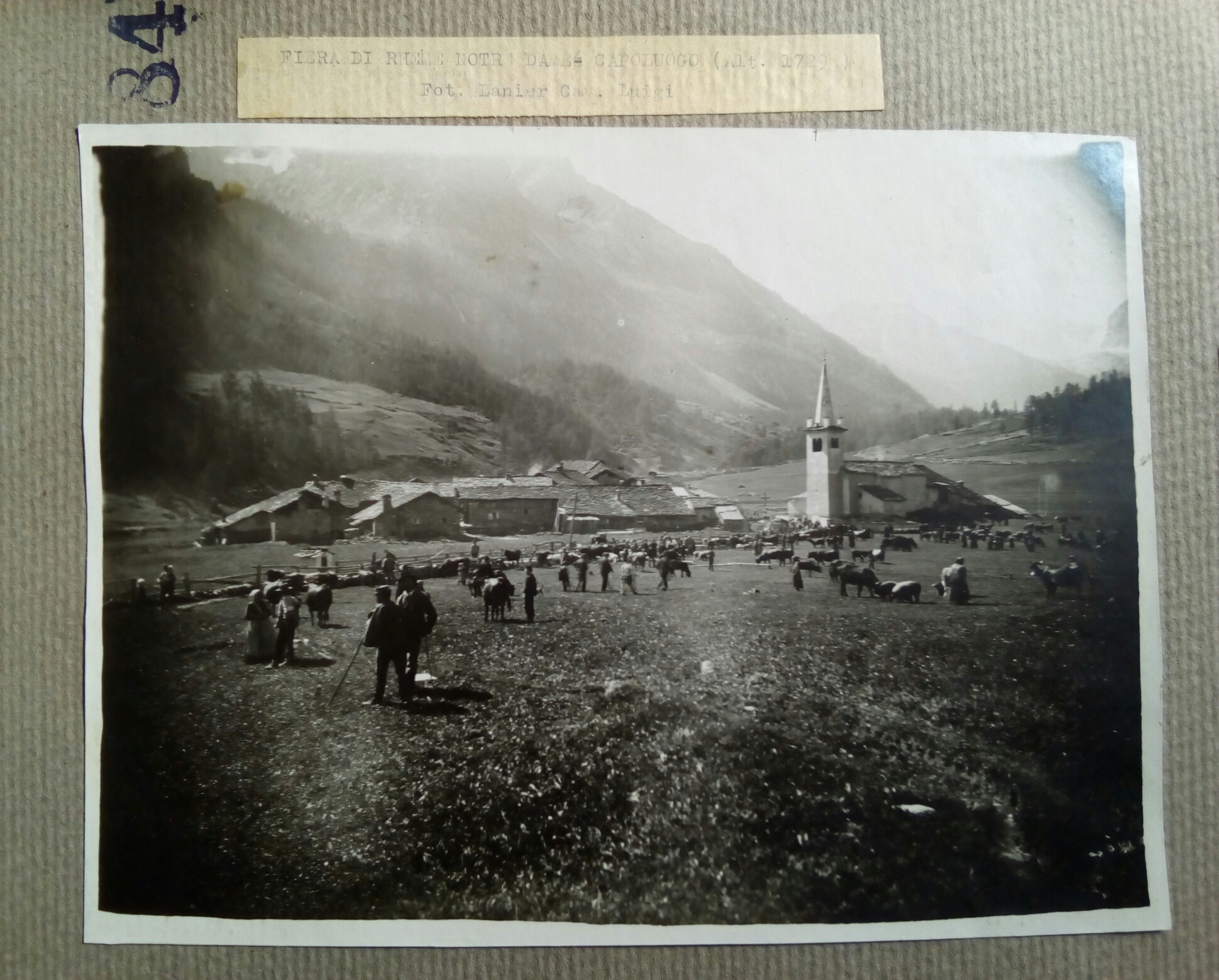 Fiera di Rheme Notre Dame fotografia originale di Lanier Cav. …