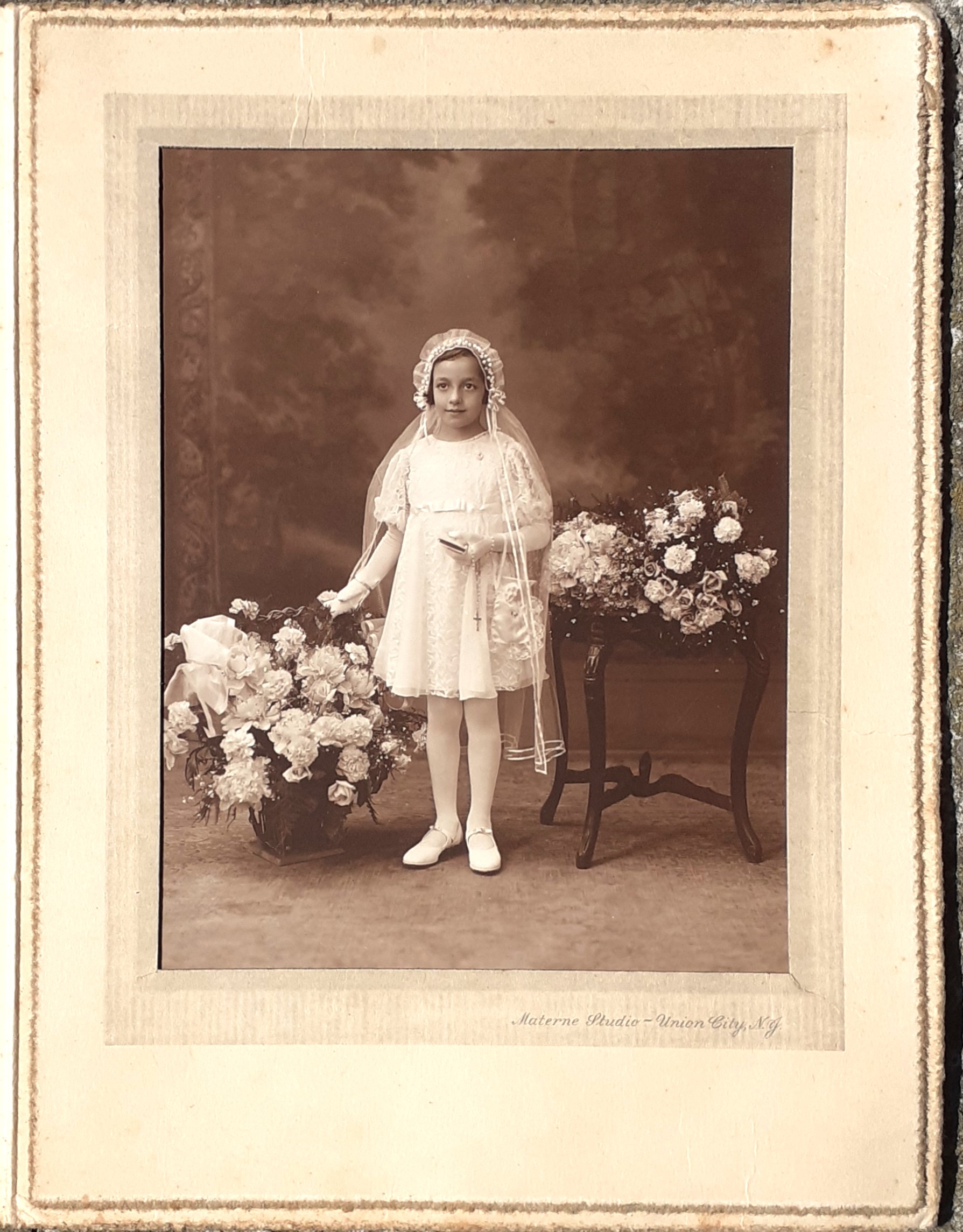 Fotografia orginale ricordo di Prima Comunione Materne Studio-Union City N.J.