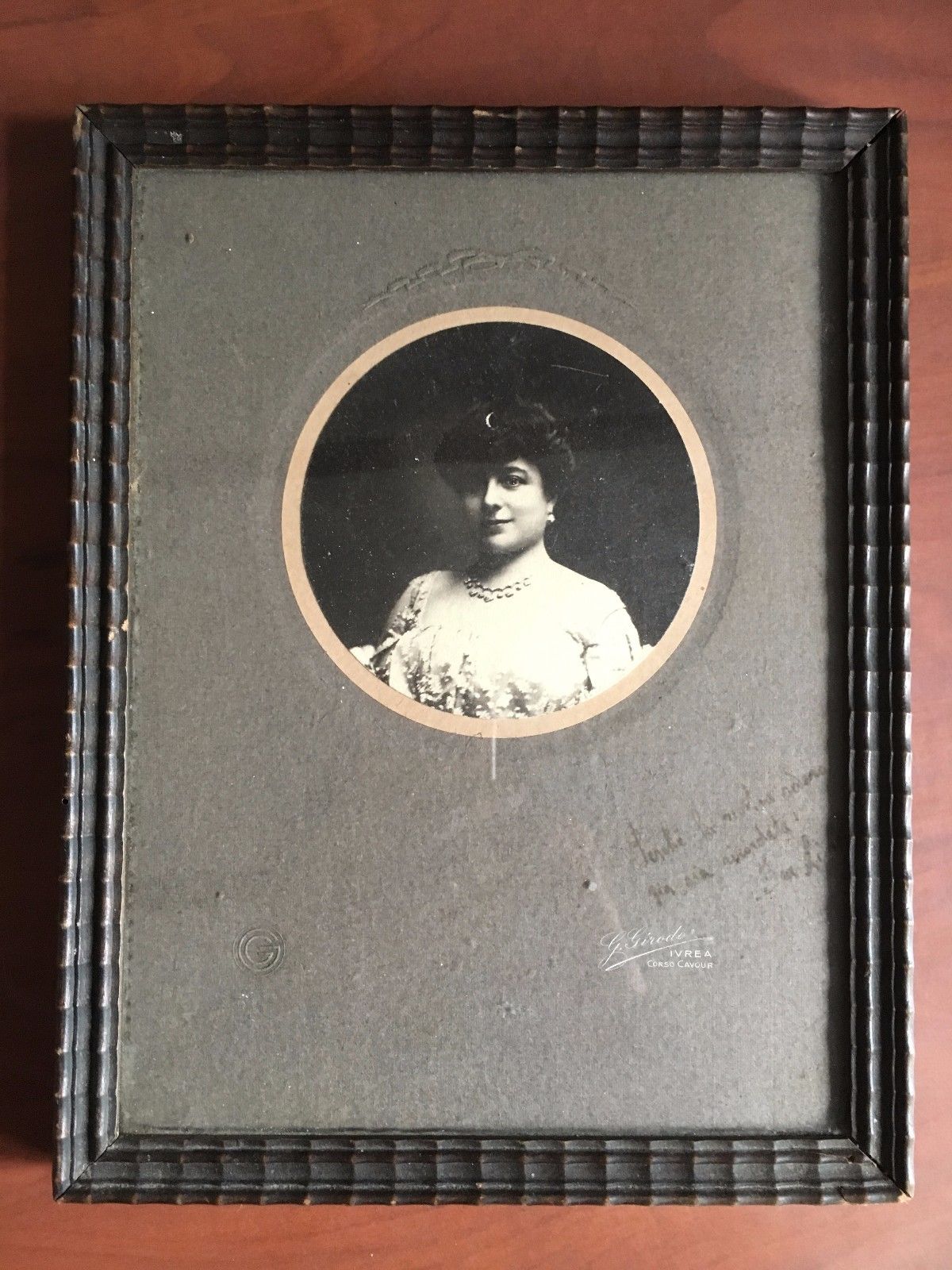Fotografia originale di donna inizi '900 Fotografo G. Girodo Ivrea …