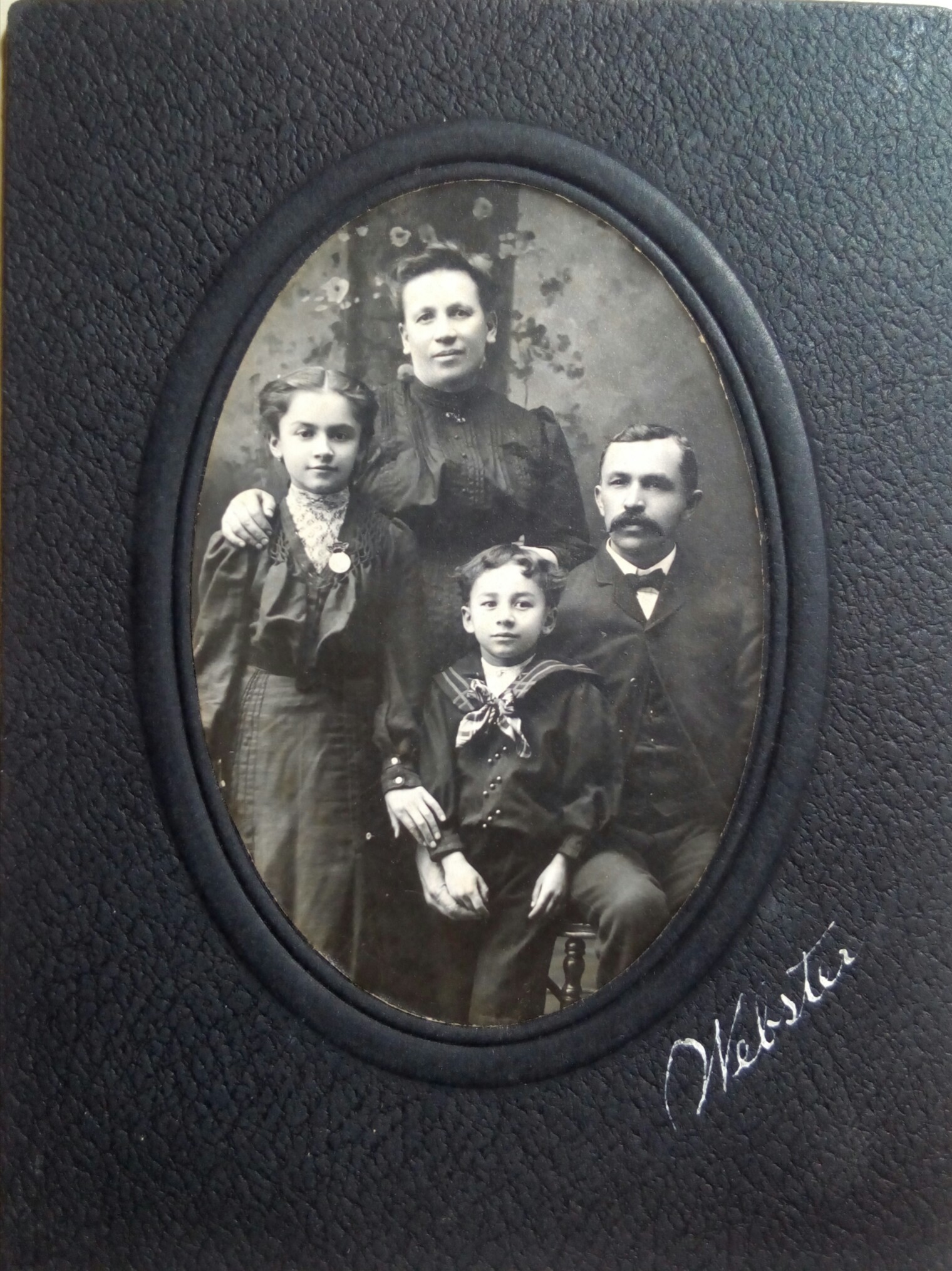 Fotografia originale "gruppo famigliare" fot. Webster circa 1900