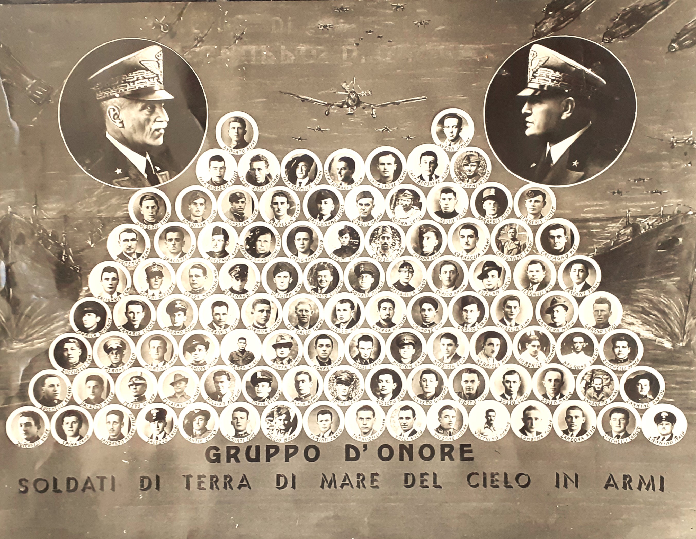 Grande fotografi ricordo "Gruppo D'Onore Soldati di Terra di Mare …