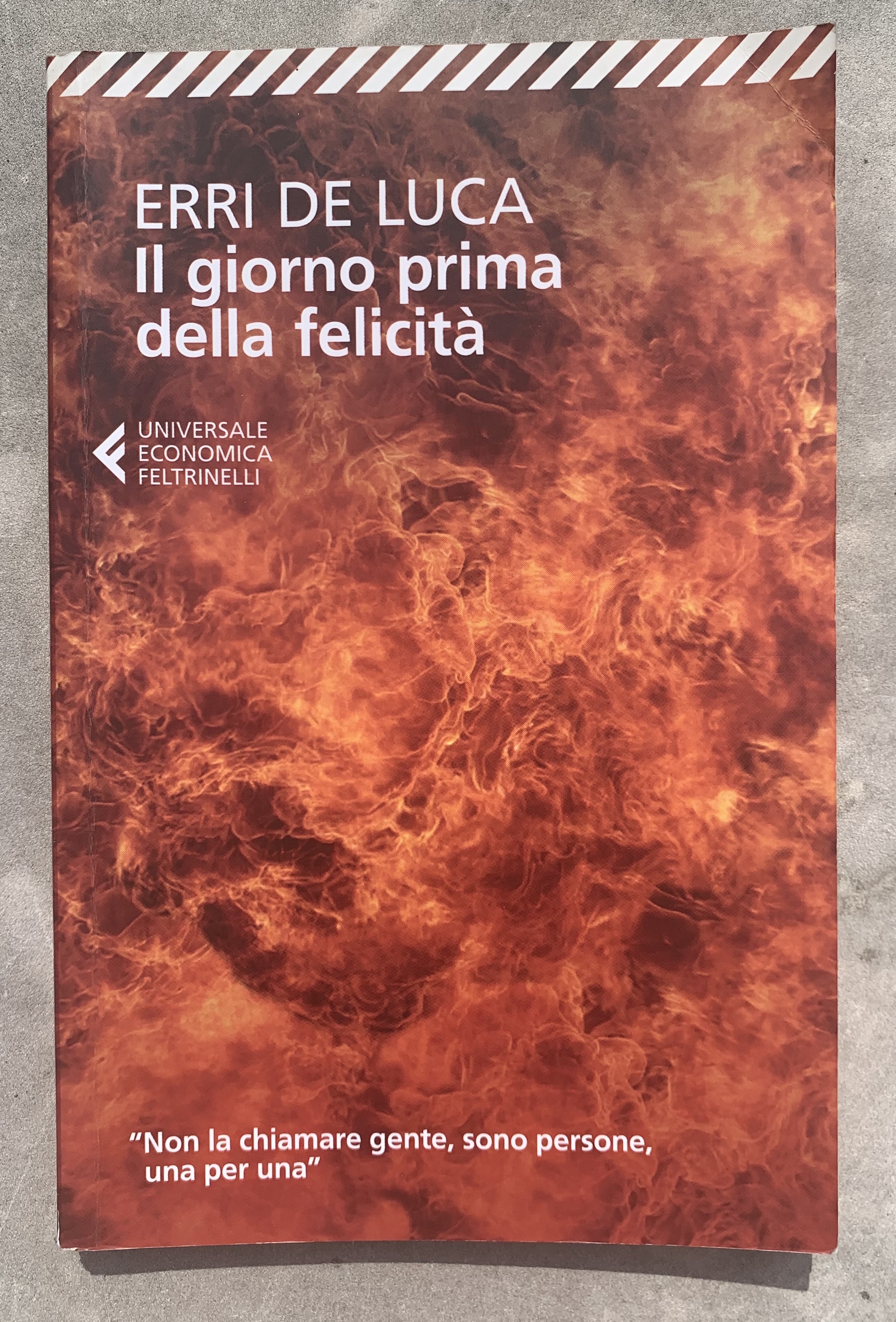 Il giorno prima della felicità ("Non la chiamare gente, sono …