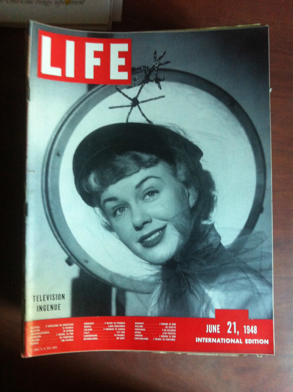 Life international Vol. 4 n^ 13 June 21, 1948 Cover: …