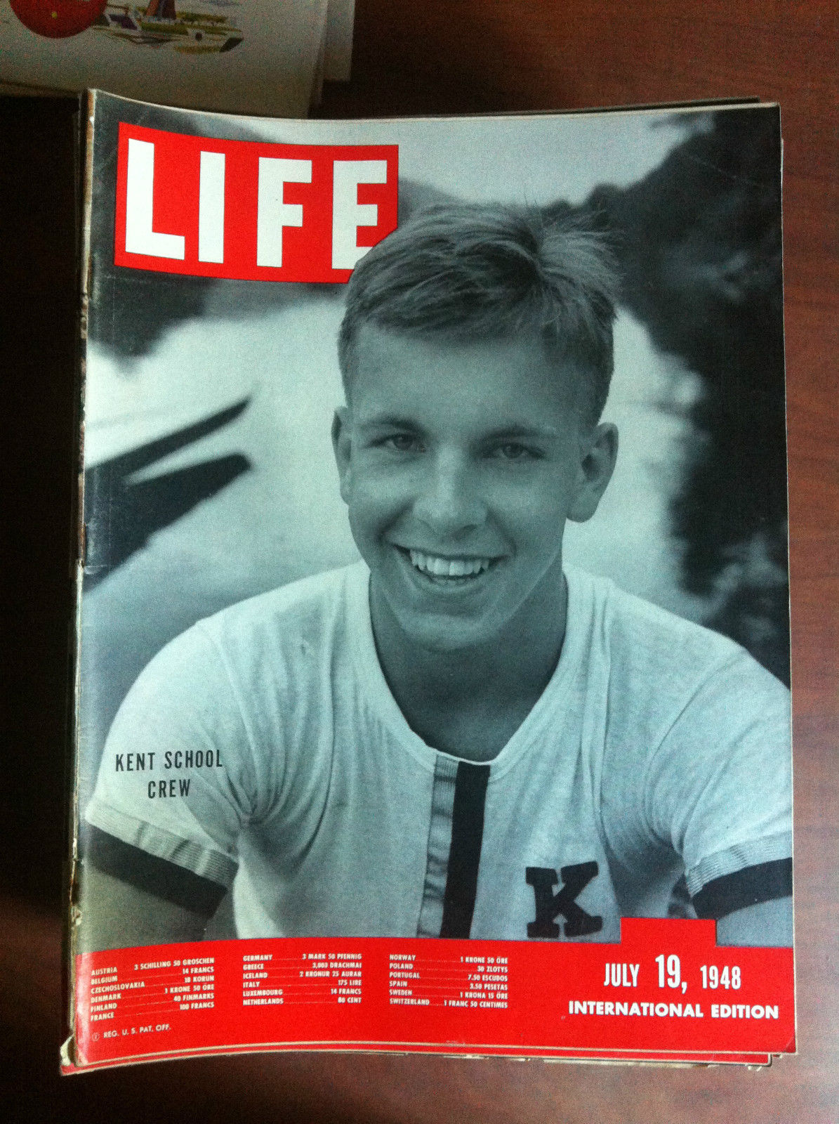 Life international Vol. 5 n^ 2 July 19, 1948 Cover: …