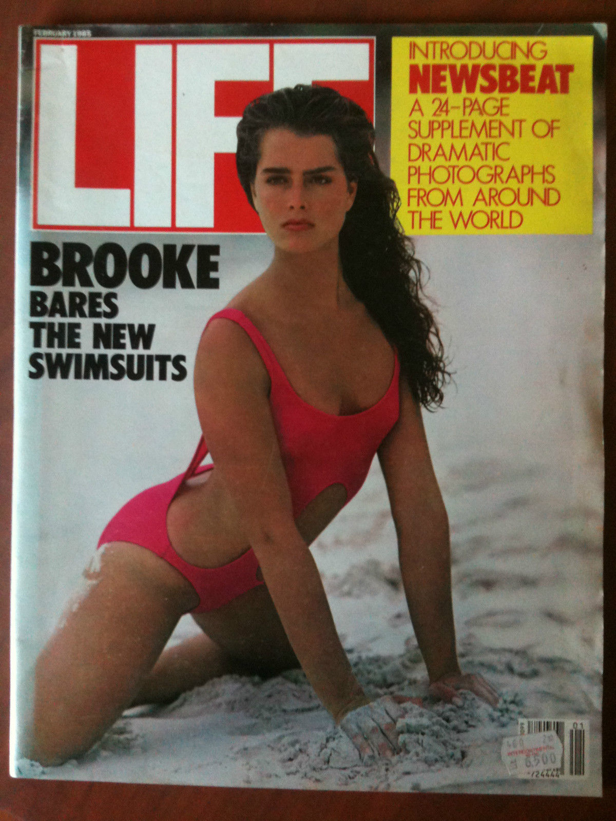 Life Volume 8 n^ 2 February 1985 cover Brooke Shields