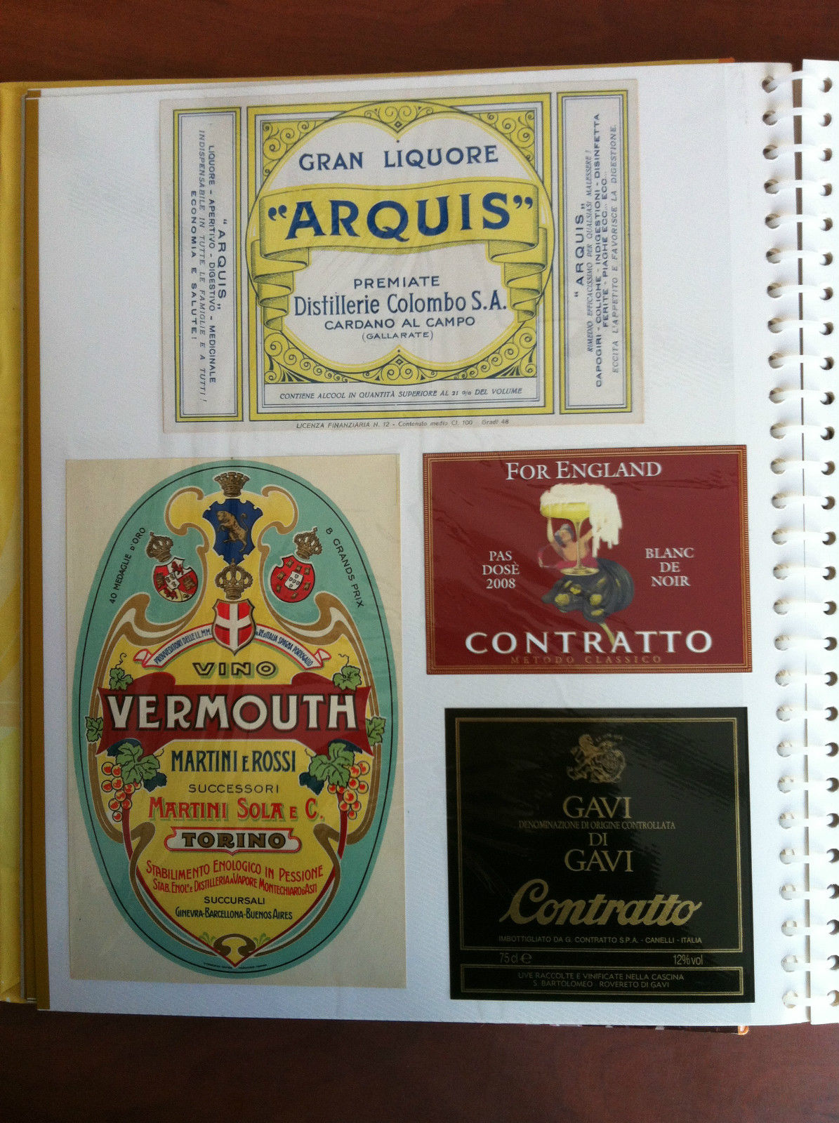 Lotto di 4 etichette originali d'epoca - E19595