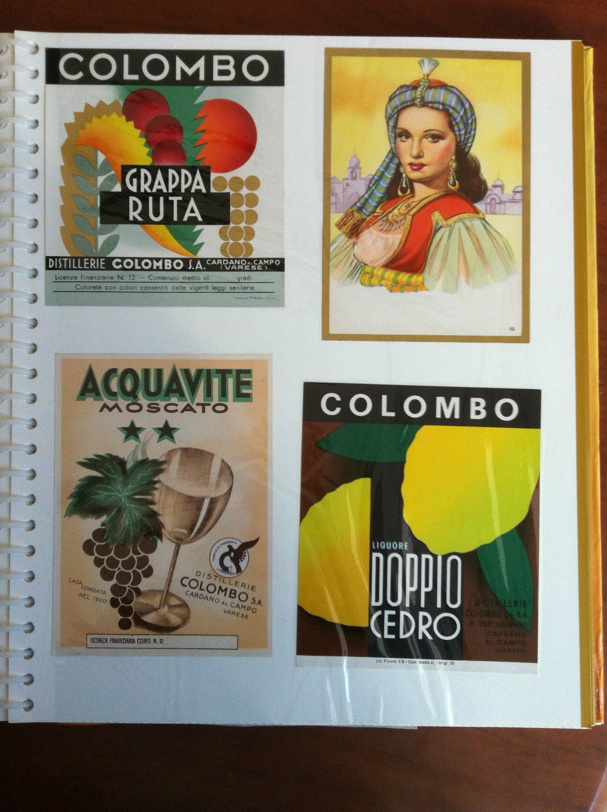 Lotto di 4 etichette originali d'epoca - E19598