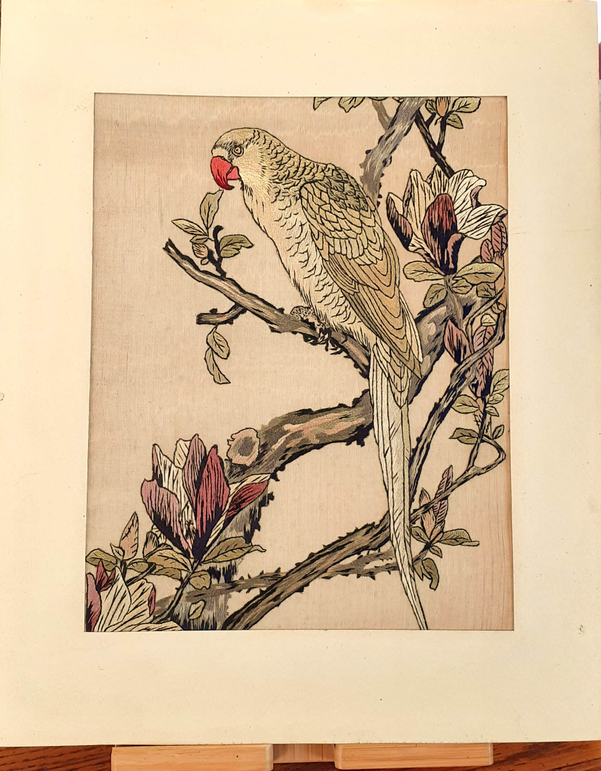 Pappagallo Ricamato su seta anni '30 circa