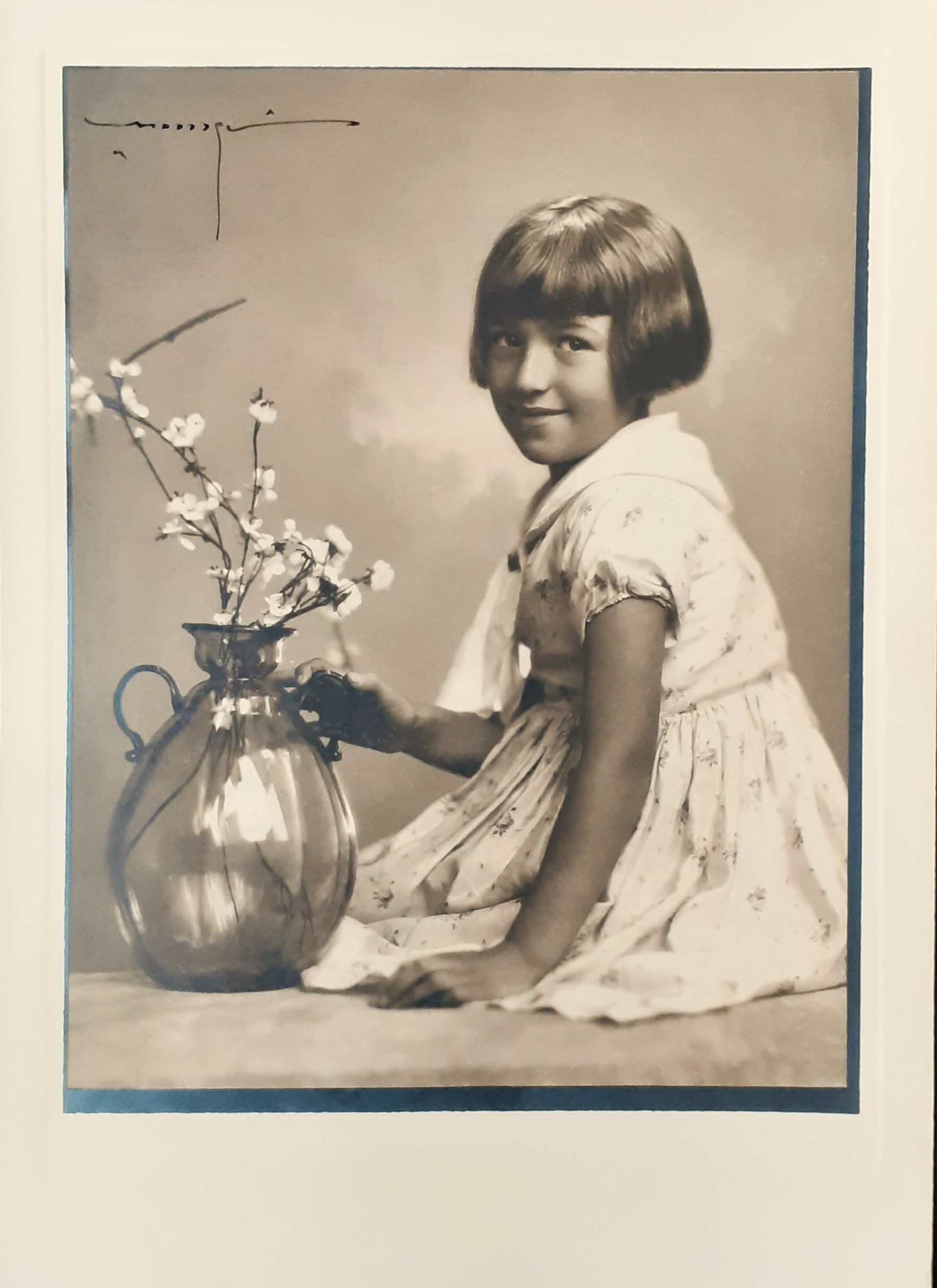 Ritratto primaverile del fotografo Ercole Massaglia Torino anni '30