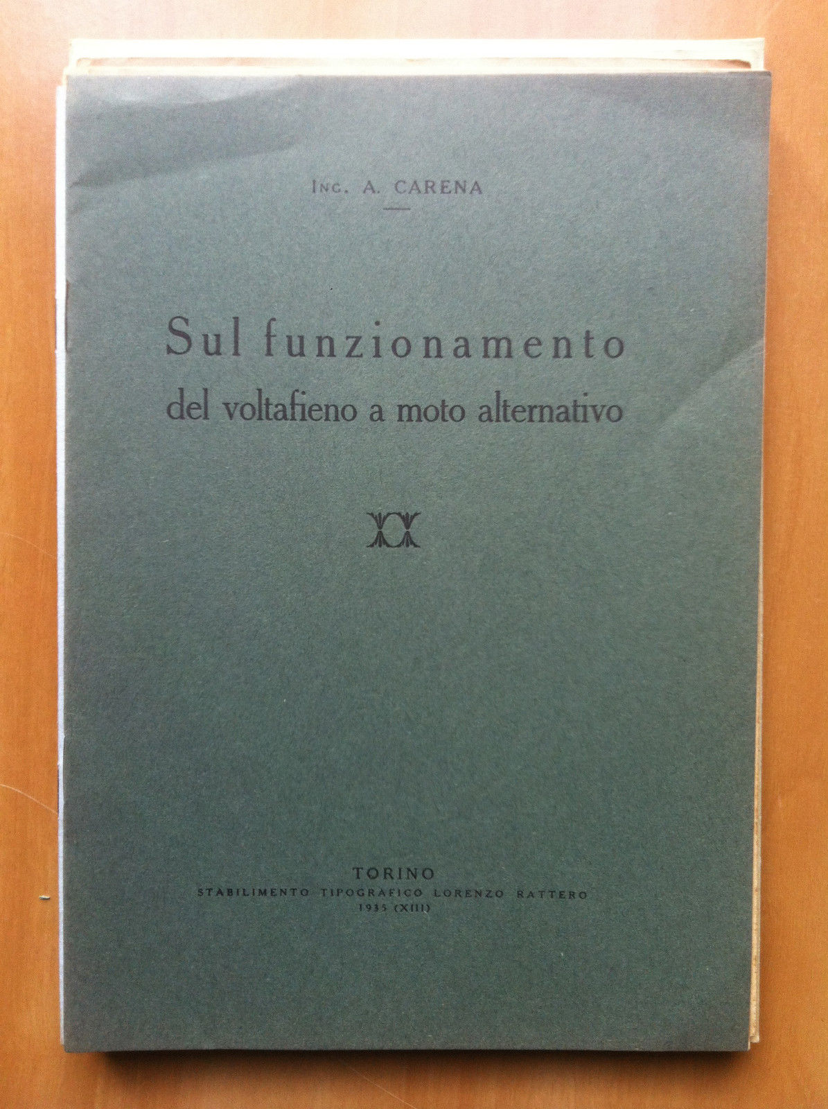Sul funzionamento del voltafienoa moto alternativo A. Carena 1935 - …