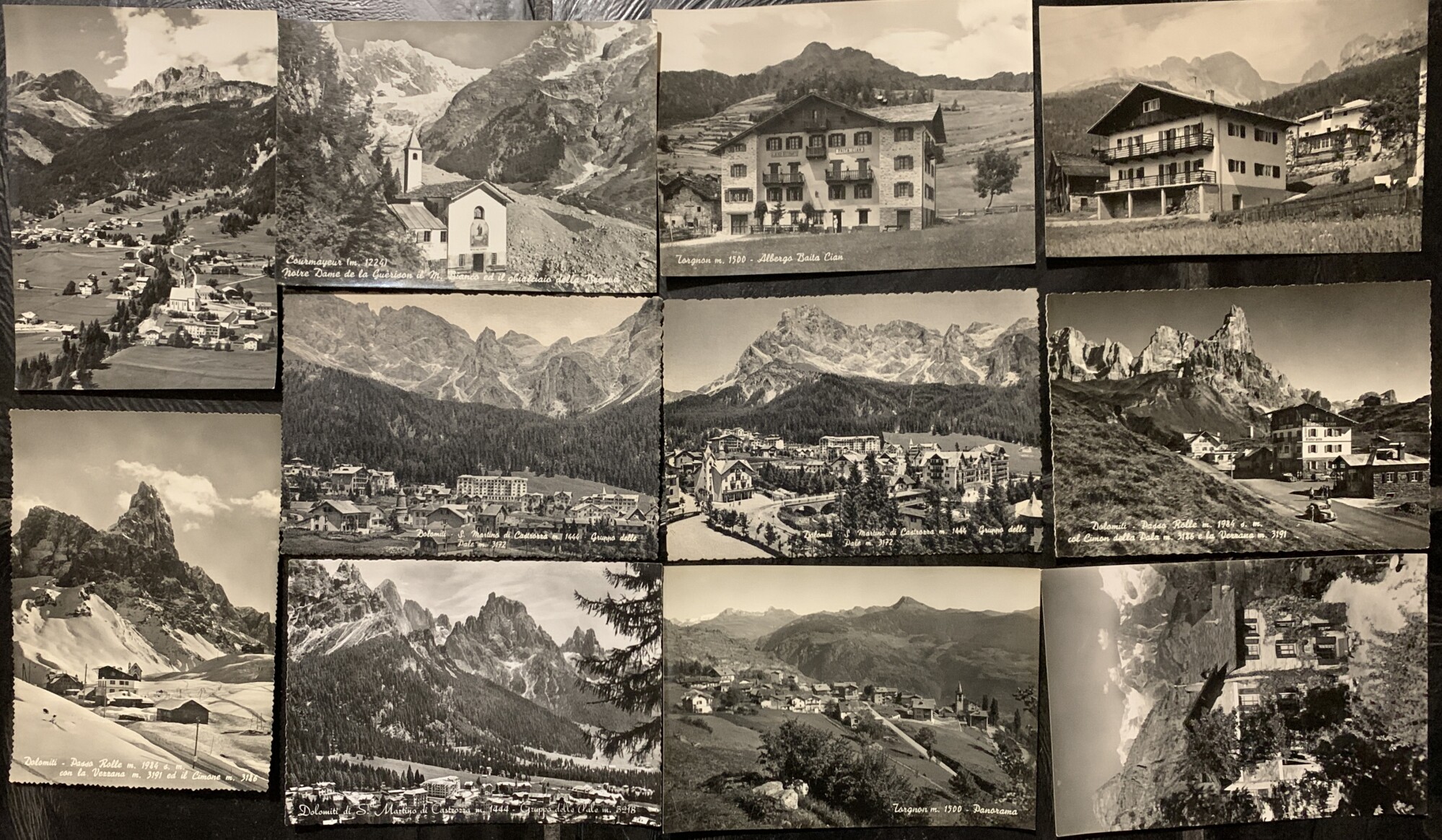 Undici cartoline Dolomiti e Valle d'Aosta anni '50