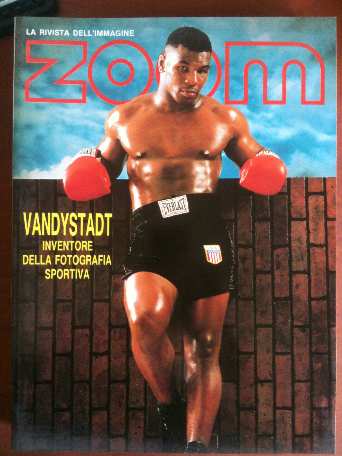 ZOOM n^ 85 Novembre 1988 Cover: Mike Tyson per Vandystadt …