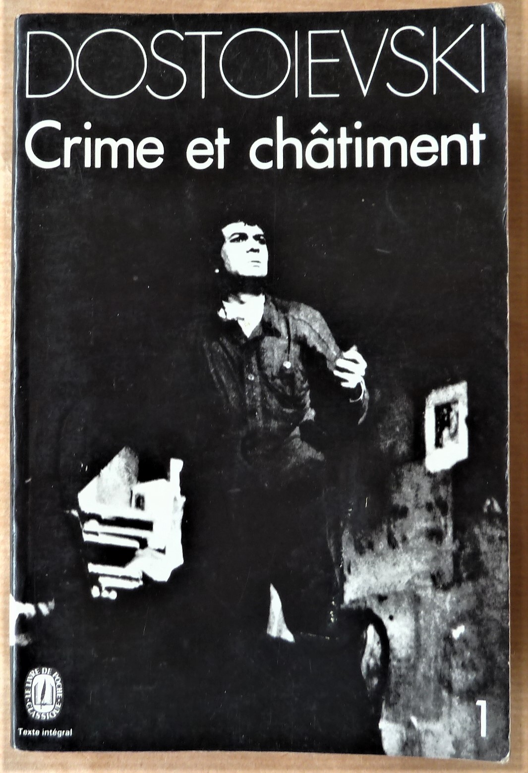 Crime et Châtiment. Tome I seul.